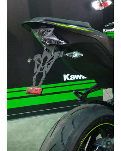 Support Plaque Immatriculation Moto V PARTS Support de plaque V PARTS noir Kawasaki Z900