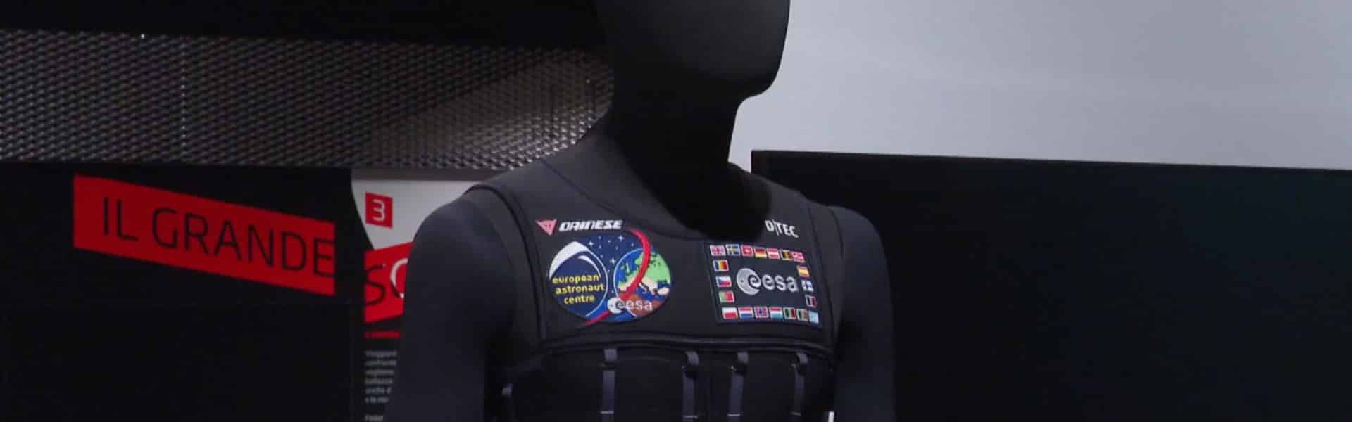 Dainese s'invite dans l'espace en équipant les astronautes de l'Agence Spatiale Européene