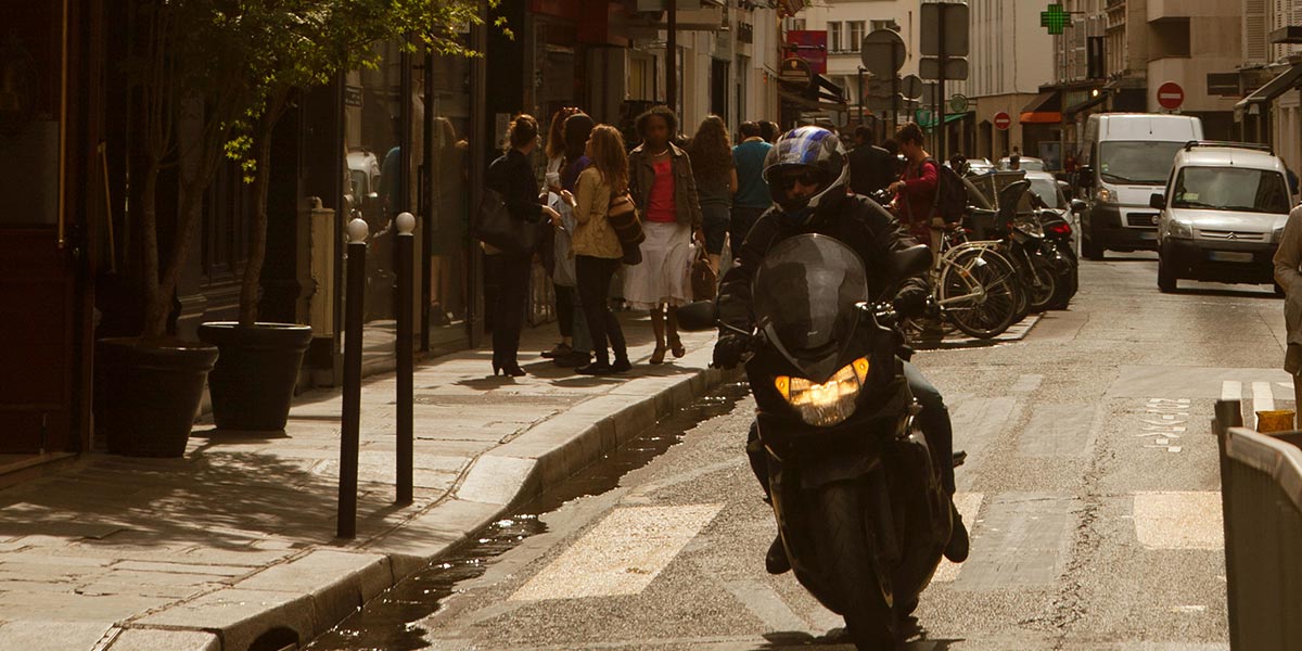 Paris roule au pas : la vitesse sera limitée à 30kmh à la fin août 2021