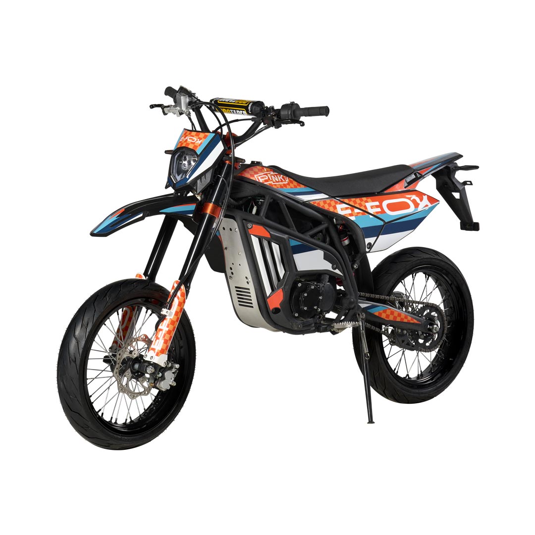 Découvrez la motocross Pink E-Fox dans votre magasin Cardy à Coignières