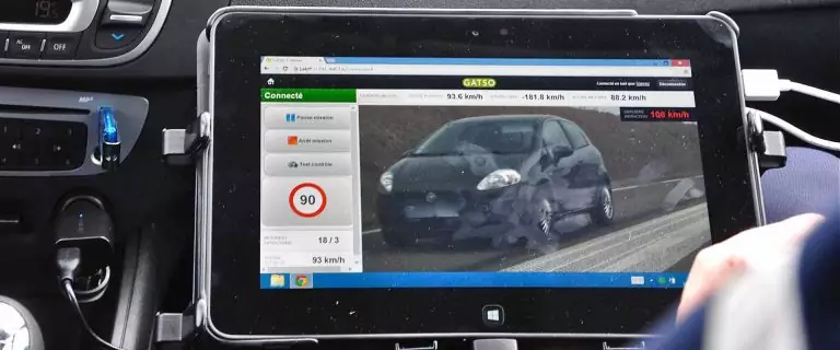 Radars embarqués confiés à des sociétés privées.