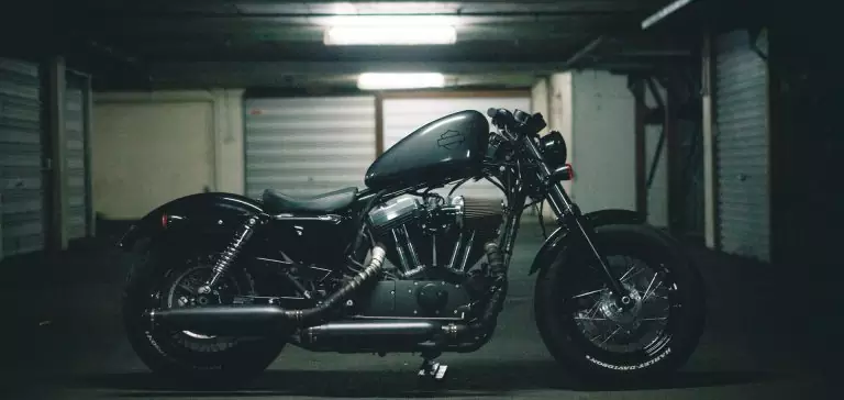 Peut-on suspendre son assurance moto pendant le confinement ?