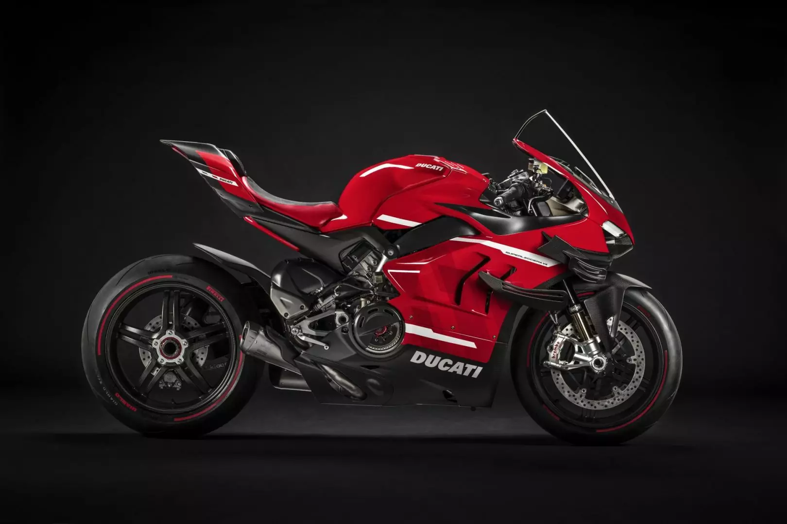 Pirelli Diablo Supercorsa SP en action