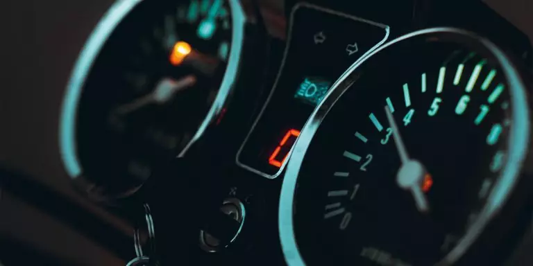Peut-être la fin du retrait de points pour les petits excès de vitesse...