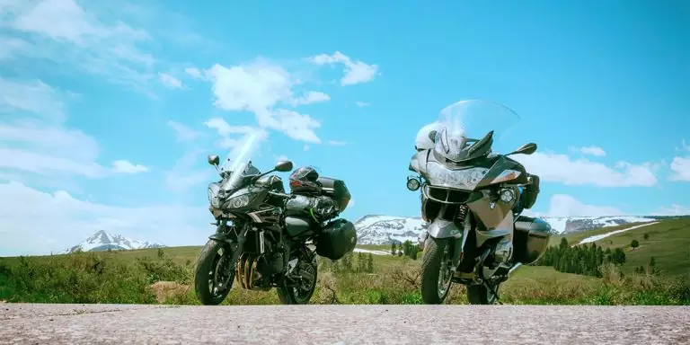 Comment bien planifier un voyage à moto ?