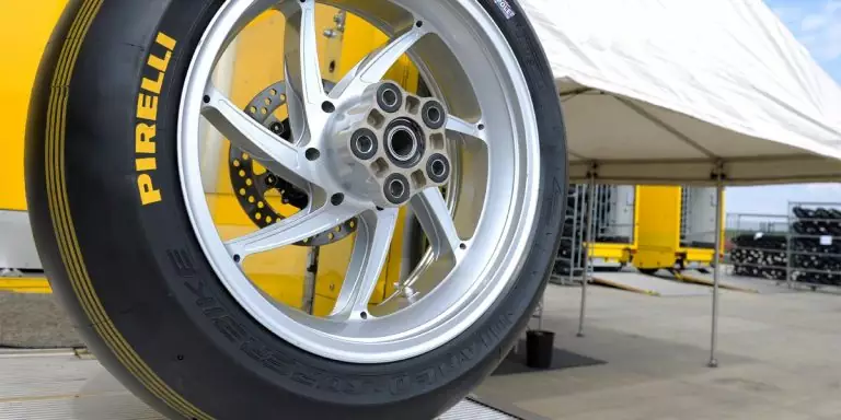 Pirelli fête ses 20 ans de présence au WorldSBK à Misano