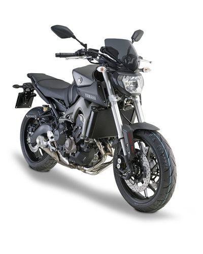 Saute Vent Moto Spécifique GIVI Yamaha MT09 2013-16