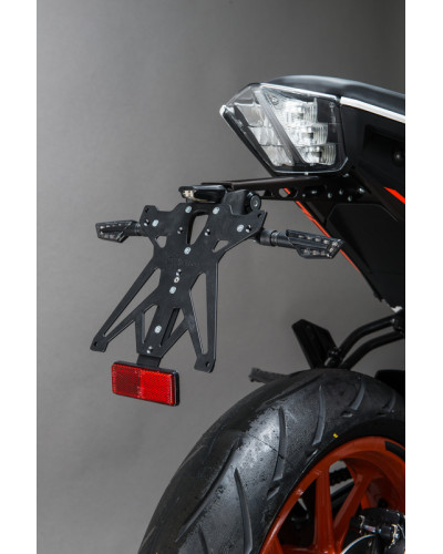 Support Plaque Immatriculation Moto LIGHTECH Support de plaque ajustable LIGHTECH KTM Duke 790